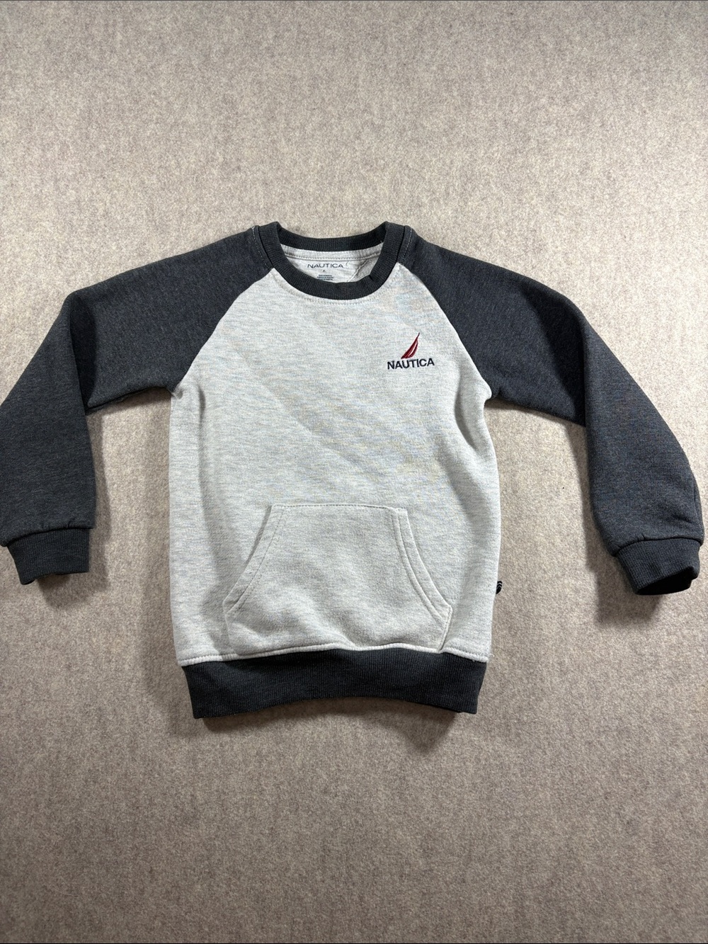 Nautica Boys Two-Tone Light Gray and Dark Charcoal Crewneck Sweatshirt size 6